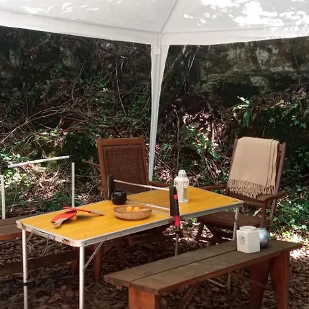 Glamping Boutique La Maeta Комильяс